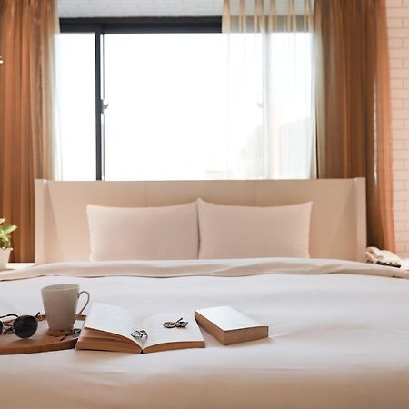 Anho Chew Hotel Luodong Bagian luar foto